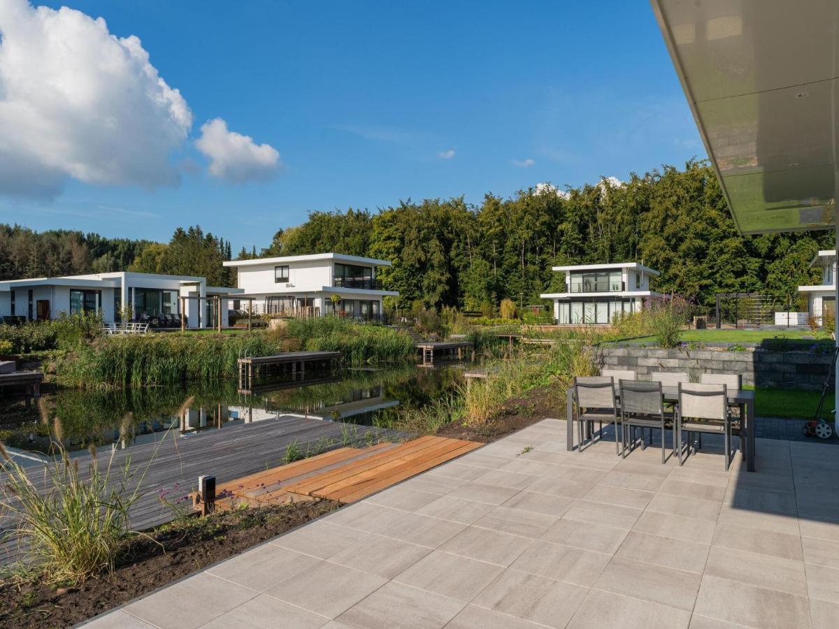 Beautiful Water Villa In Harderhaven With A Jetty Zeewolde Luaran gambar